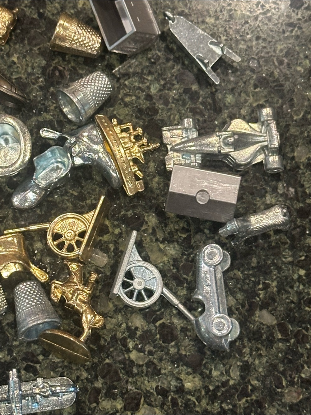 Monopoly game tokens pieces 49 stranger things hamburger car skateboard phone - Picture 7 of 14
